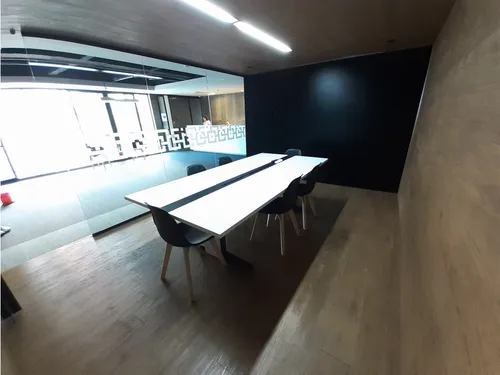 Todo Un Piso Moderno Para Oficinas En El Poblado