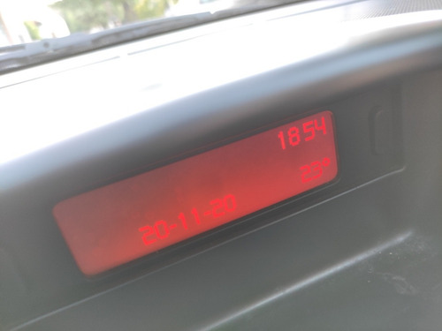 Peugeot 207 1.6 Sedan Xt Premium 2009
