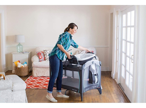 Graco Pack N Play Portable Napper & Changer - Affinia