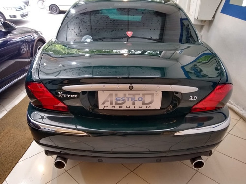 Imagem 10 de 15 de Jaguar X-type 2001