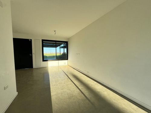 Venta De Duplex Prados De Manantiales 2 Dormitorios