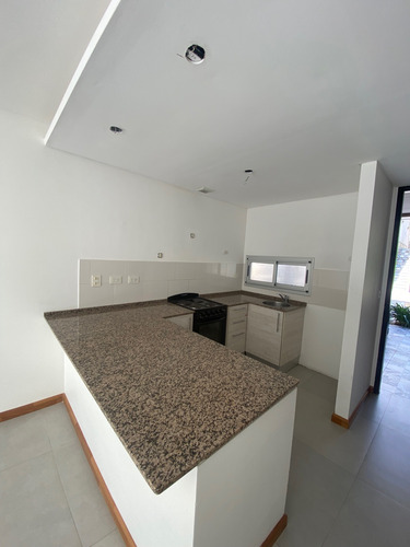 Departamento En Random Premium Canning