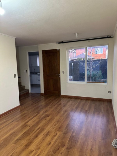 Casa 3 Dormitorios, 3 Baños, Condominio, Peñaflor