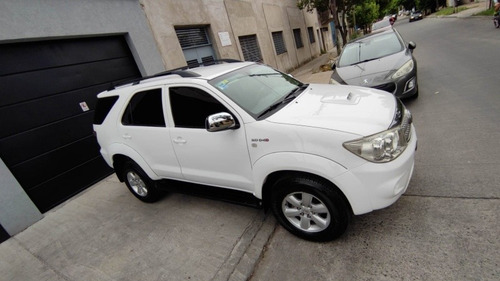 Imagen 14 de 15 de Toyota Sw4 3.0 Srv 4x4 7 Pax 2010 Impecable, Nueva !!!!