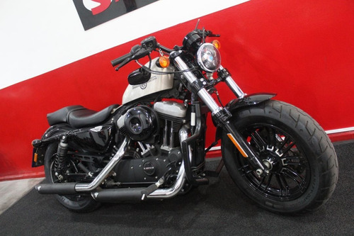 Imagem 2 de 10 de Harley Davidson Sportster Xl 1200 X Forty Eight 2018 Prata