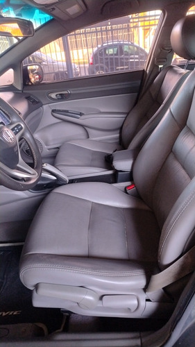 Honda Civic 1.8 Lxl Flex Aut. 4p