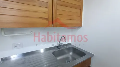 Oficina En Arriendo En Medellín - El Poblado Cod 68414