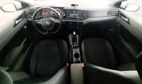 Imagem 6 de 7 de Virtus Comfortline 1.0 Turbo 2018/2018 Branco