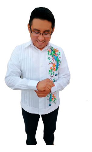 Imagen 1 de 5 de Guayabera Yucateca Bordada Punto De Cruz. Pájaro Toh Mayakim