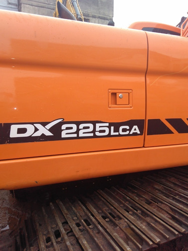 Escavadeira Doosan Dx225lca 2010 21,5t. 14700 Hs Repasse
