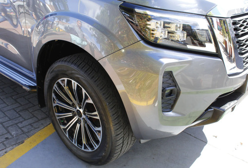 Nissan Frontier 2.5 Le