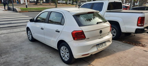 Imagen 6 de 9 de Volkswagen Gol Trend 2018 1.6 Trendline 101cv