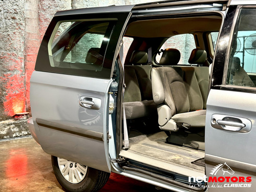 Chrysler Voyager Austera Corta At