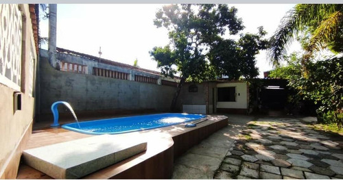 Imagem 2 de 21 de Casa Com Piscina Em Itanhaém Próximo Da Praia