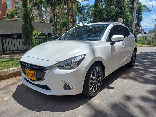 Mazda 2 1.5 gran turing mecanico