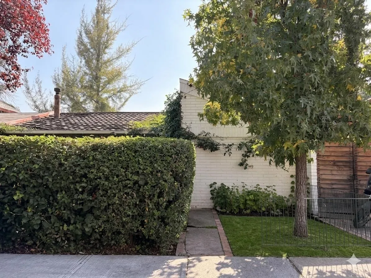 Imagen 5 de 16 de Oportunidad En La Dehesa: Casa Con Amplio Jardín