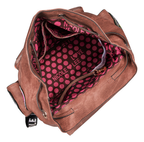 Mochila Nicole Lee De Mezclilla Con Parches Bordados Fw24 Color Café Desert