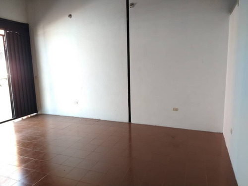 Imagen 5 de 8 de Mg/ Local En Alquiler Pasaje Cumana La Ermita