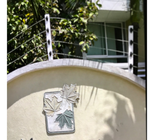 Casa Cerca Buenavista , Frente Parque Miami  Rodeada De Espacios Verdes Bien Ubicada  