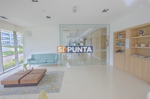 Imagen 19 de 25 de Apartamento En Alquiler Playa Brava