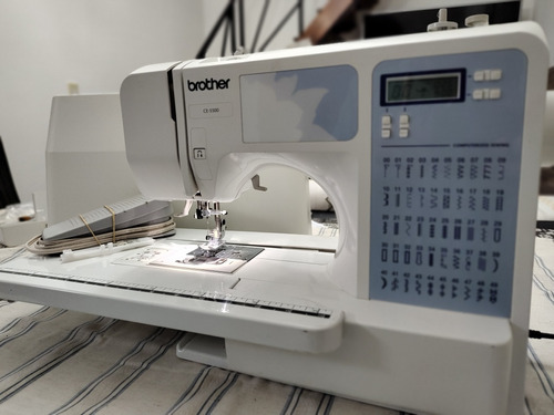 Máquina De Coser Brother Ce5500