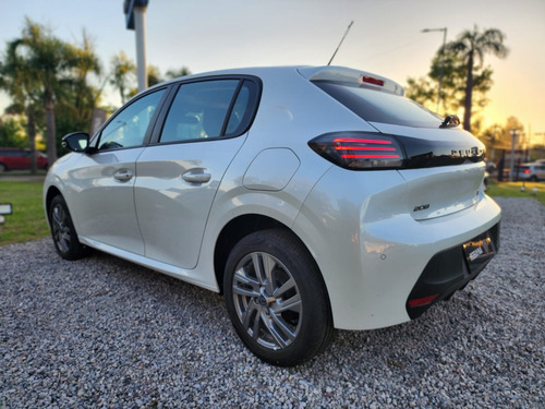 Peugeot 208 1.6 Allure At