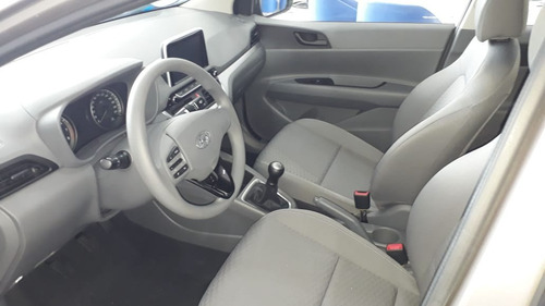 Imagem 2 de 11 de Hyundai Hb20s Vision 1.0