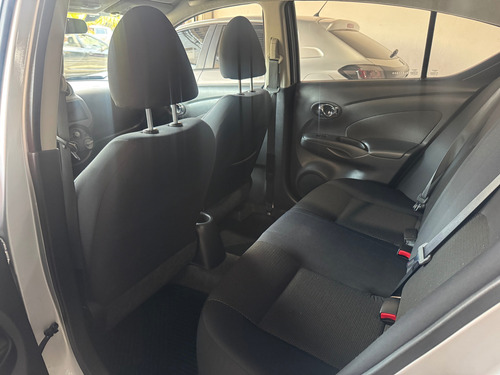 Nissan Versa 1.6 16v Sl Flex 4p