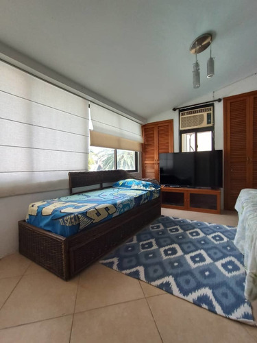 Imagen 7 de 14 de Casas Botes A