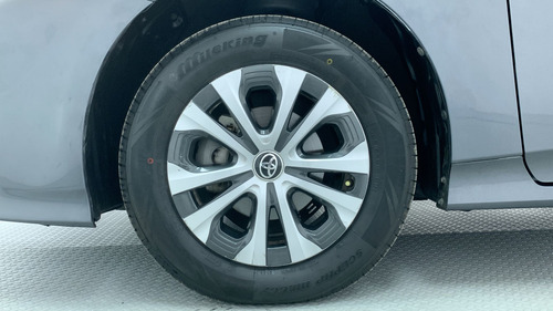 Toyota Prius Base