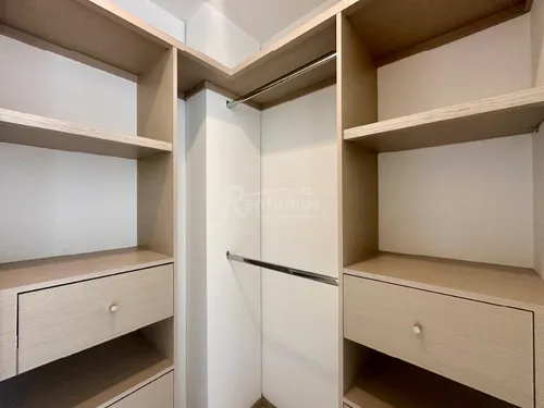 Apartamento En Arriendo En El Esmeraldal. Cod A776053
