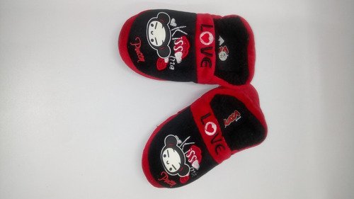 Imagen 3 de 7 de Pantuflas Pucca Personajes Footy Antideslizante Infantil Edu