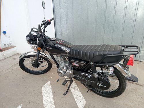 Imagen 4 de 10 de Mondial Rd Classic 150 Retro Cafe Racer Street