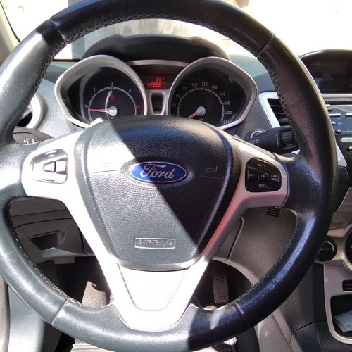 Ford Fiesta Kinetic Design 1.4 Tdci Titanium 2014