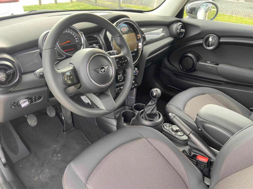 Imagen 21 de 22 de Mini Cooper Cooper Essential 1.5 Manual