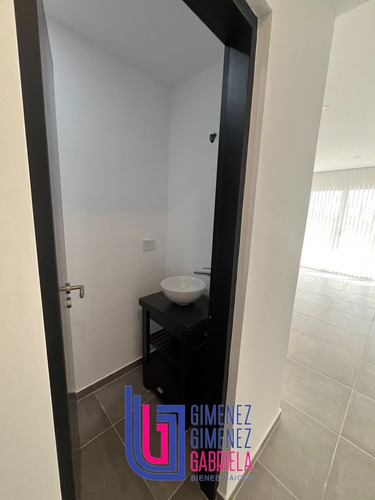 Venta De Departamento Dos Dormitorios Calle 54 E/ 23 Y 24