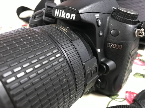 Nikon D7000 Com Objetiva Nikkor 18-140mm