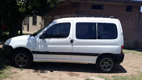 Citroën Berlingo 1.4 Bussines 75cv Am54 2016
