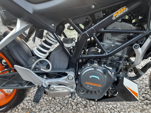Imagen 5 de 12 de Ktm Duke 200 Año 2020