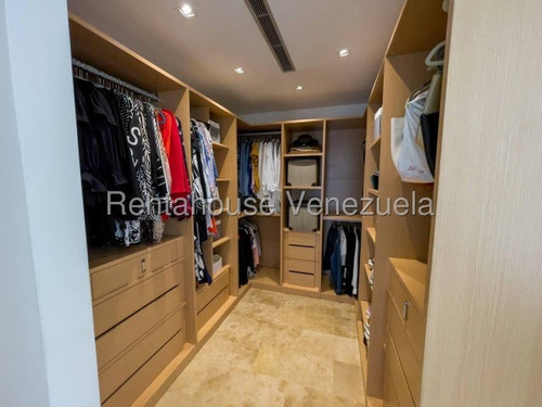 Apartamento En Venta Campo Alegre 26-323