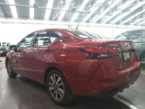 Imagen 3 de 8 de Nissan Versa 2020 1.6 Advance Mt