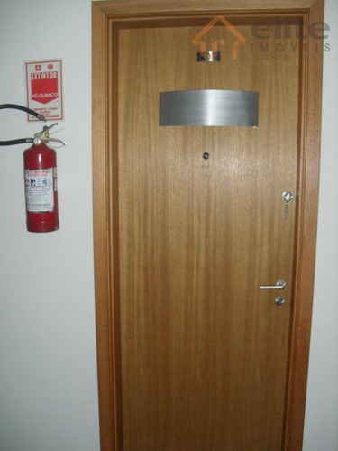 Imagem 2 de 13 de Sala Para Alugar, 26 M² Por R$ 1.050,00/mês - Água Verde - Curitiba/pr - Sa0055