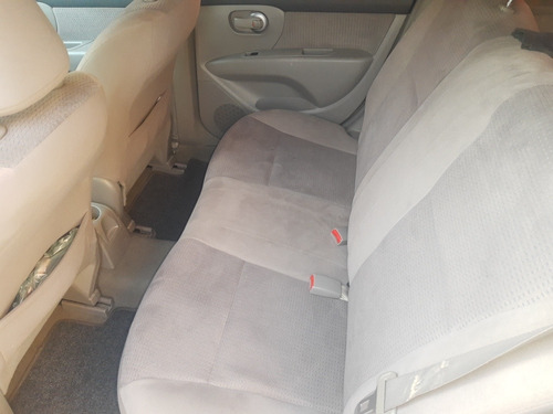 Nissan Livina 2010 1.6 Sl Flex 5p