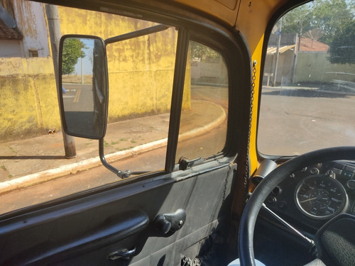 Imagem 13 de 14 de Mercedes-bens 1113
