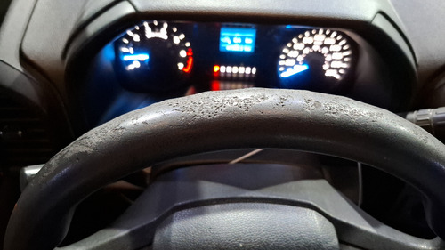 Ford F-150 5.0 XL SUP CAB 4X2 V8 AT