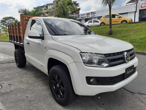 Imagen 2 de 10 de Volkswagen Amarok Estacas 4x4 2.0 2015