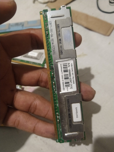 Imagem 3 de 3 de Memória Servidor Samsung 1gb Ddr2 667 Fb-dimm Ts128mfb72v6j