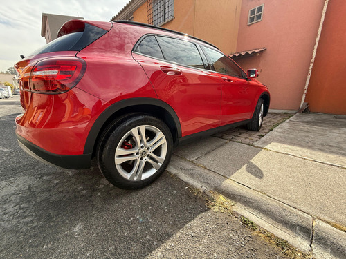 Mercedes-Benz Clase GLA 2.0 250 Cgi Sport Sin Techo At