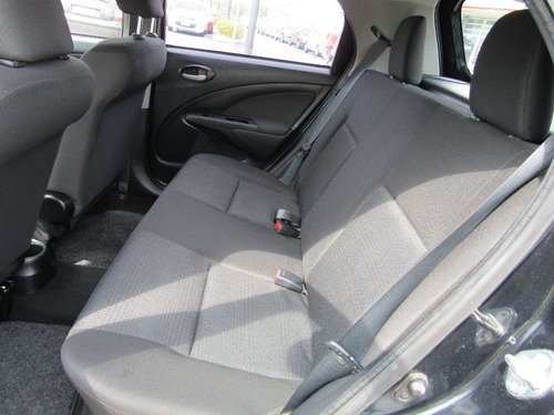 Toyota Etios 1.3 X 16v
