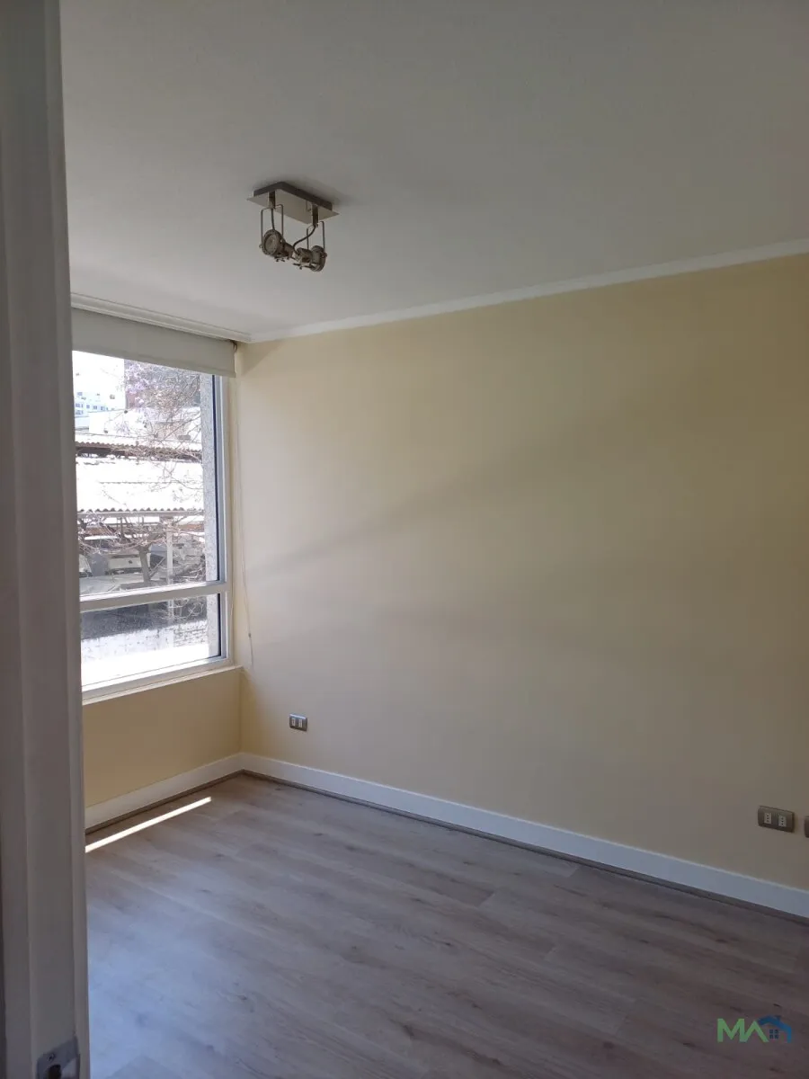 Imagen 5 de 13 de Departamento En Santa Victoria, Santiago Centro | Estacionam